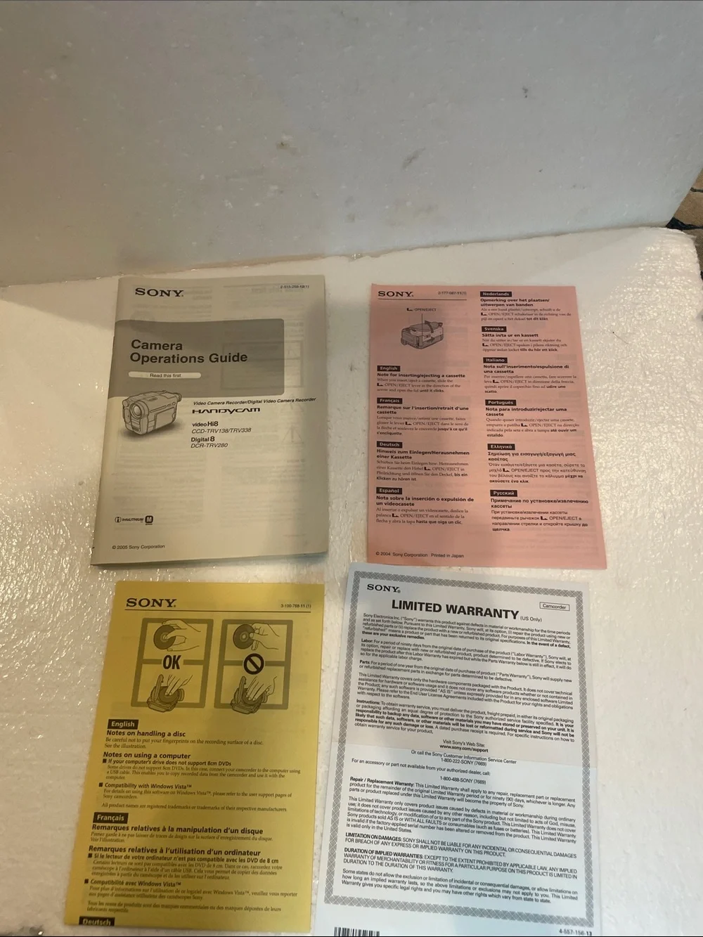Sony Handycam DCR-TRV280 NTSC steady shot bundle Camcorder Box Manuals mint